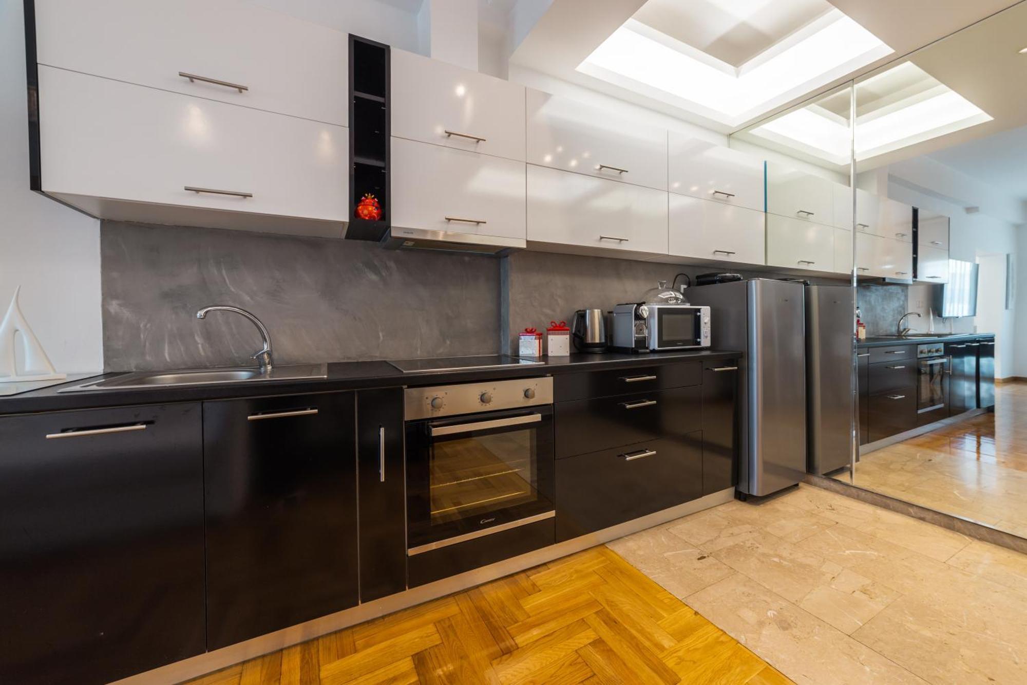 Apartment In Glyfada Center Atene Esterno foto
