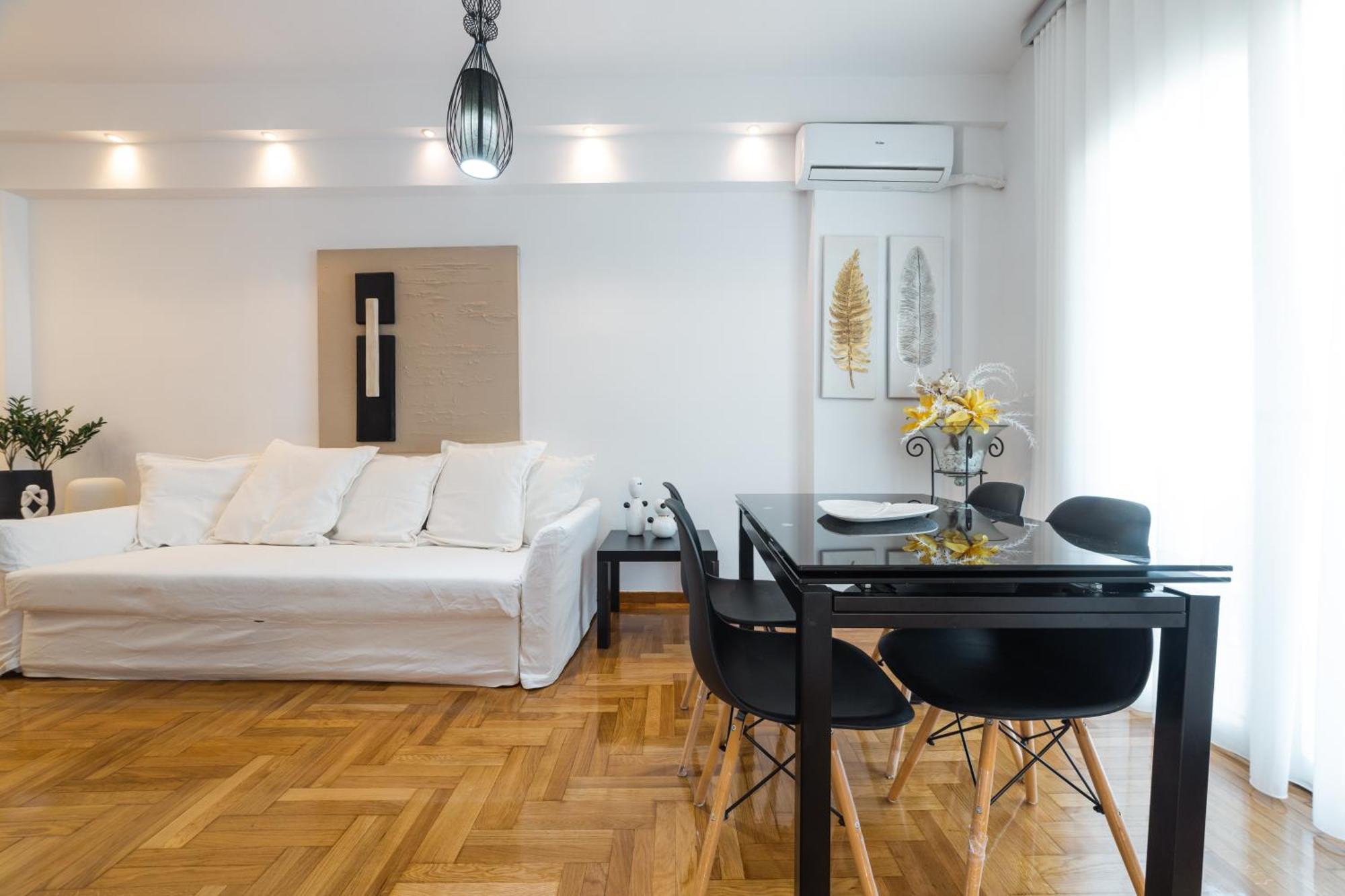 Apartment In Glyfada Center Atene Esterno foto
