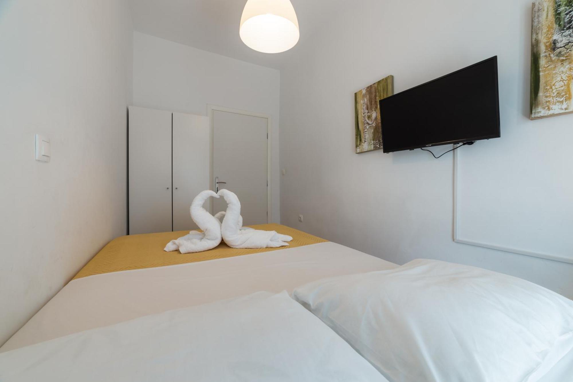 Apartment In Glyfada Center Atene Esterno foto