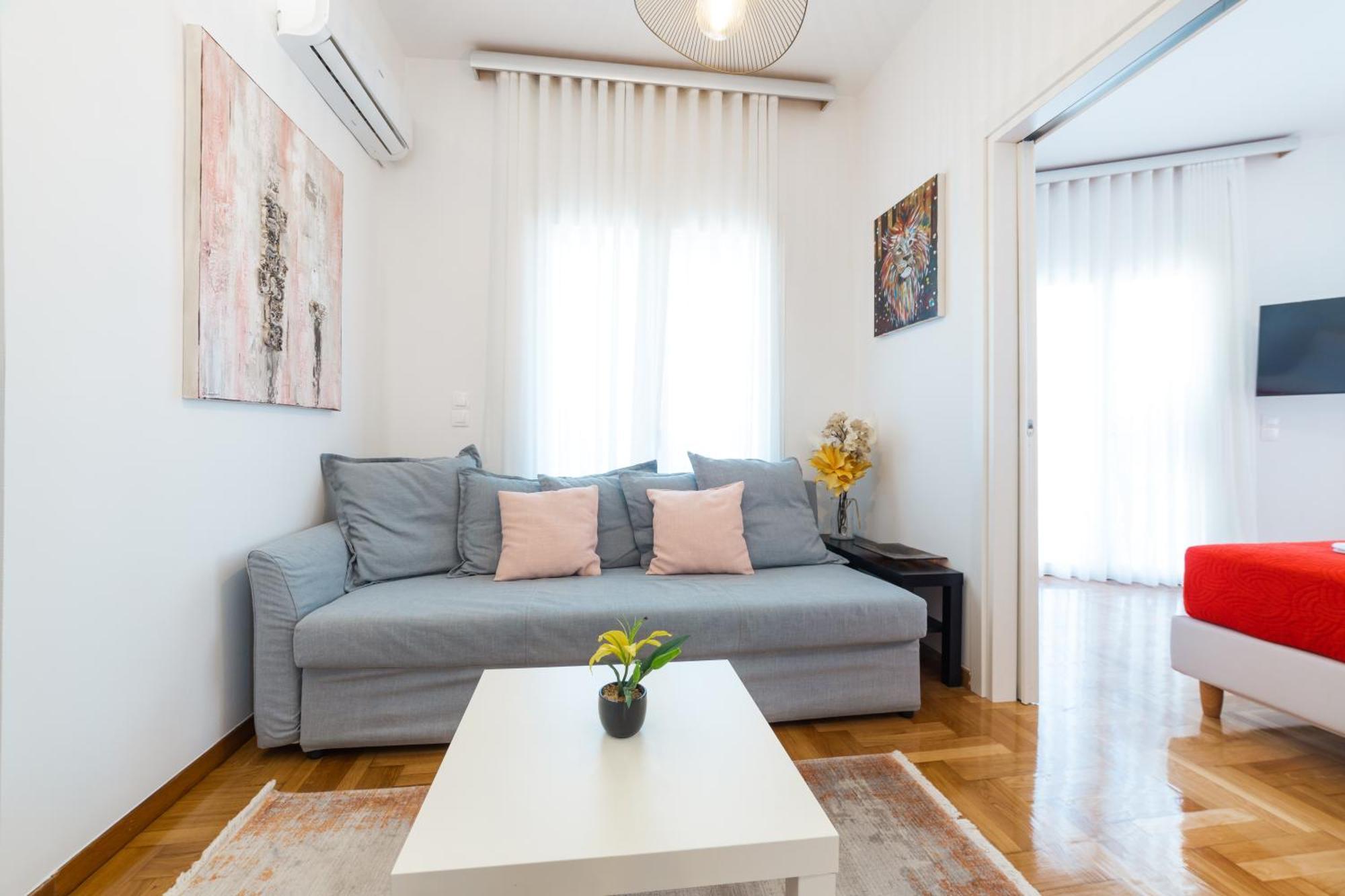 Apartment In Glyfada Center Atene Esterno foto